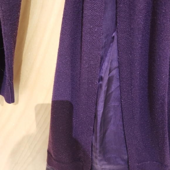 Beautiful Club Monaco Merino wool sweater dress with silk detail - Picture 3 of 3